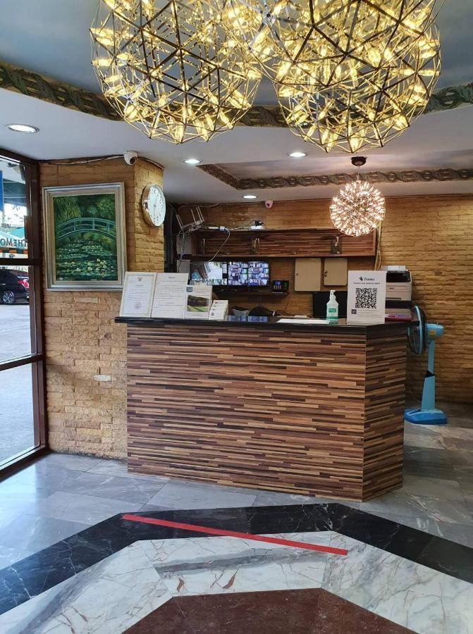 The Montana Lodge-Sathorn Bangkok Kültér fotó